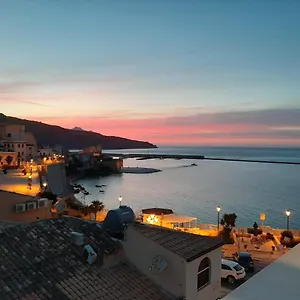 Casa vacanze La Casa Blu Sul Mare - The Blue House By The Sea, Castellammare del Golfo